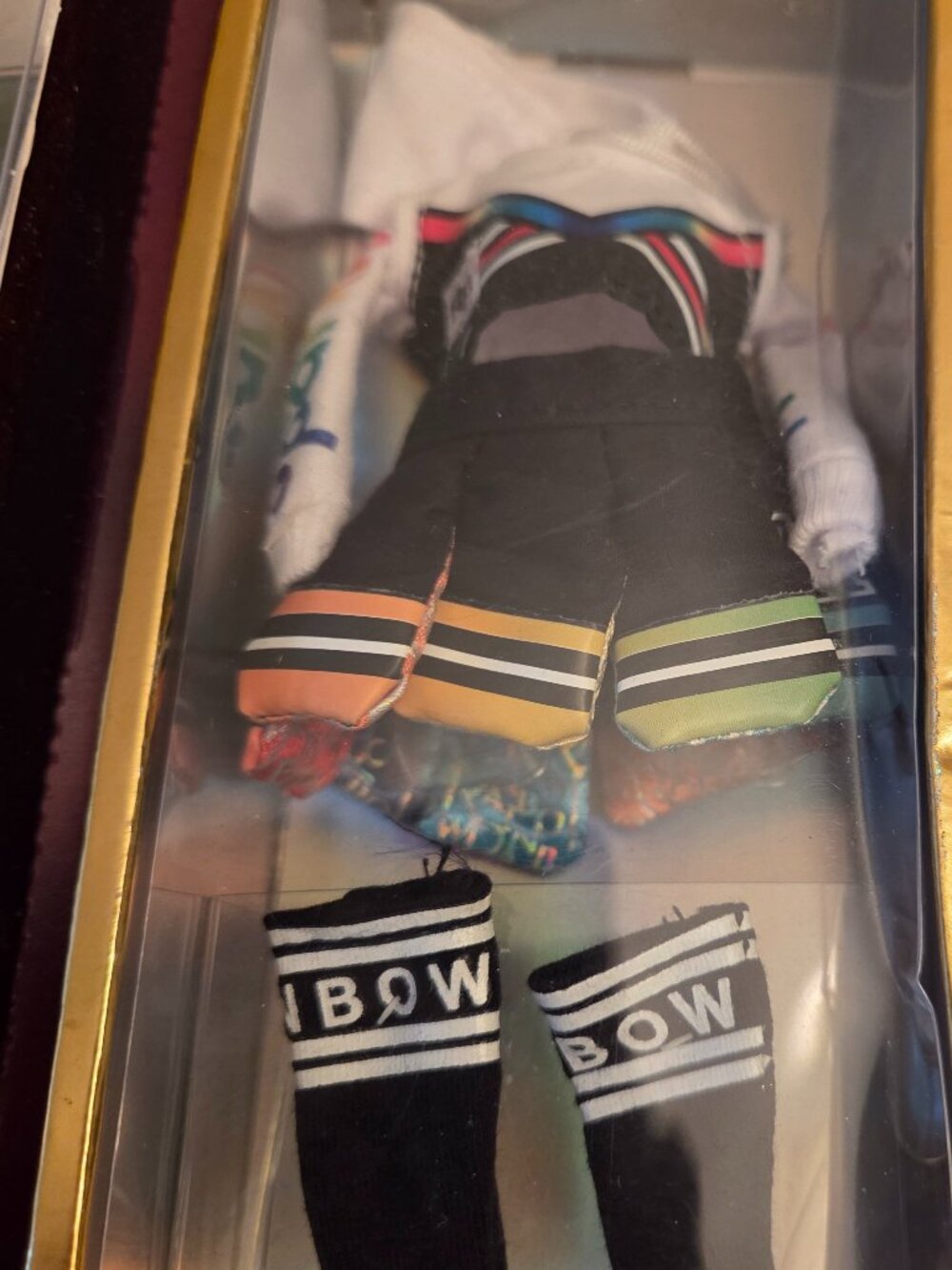 Rainbow High Fashion Doll Amya Raine - Picture 4 of 14